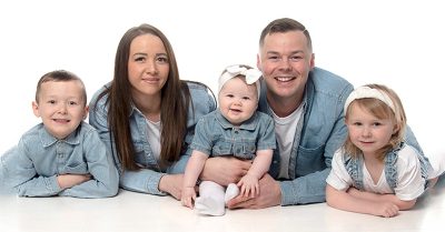 One-Hour Photoshoot with Print at Flash Photography
