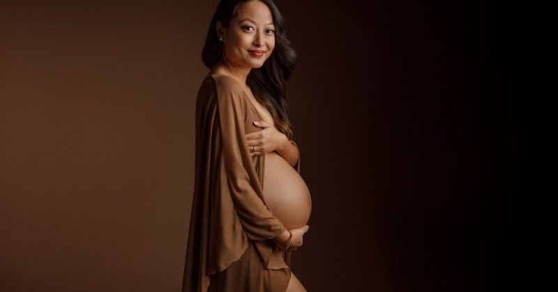 Newborn or Bump-to-Baby Photoshoot at Natalie Jayne Photography