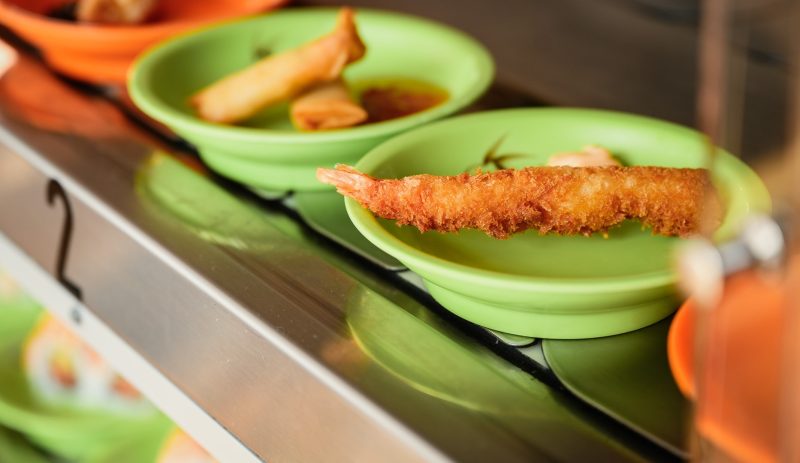 Lækker Running Sushi hos Yami Sushi i Hellerup