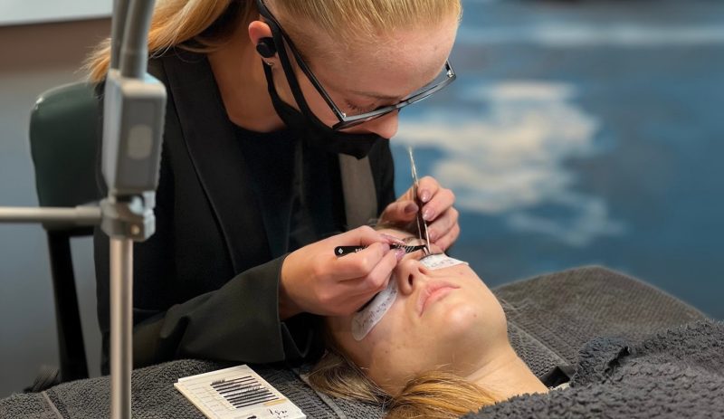 Lash/Brow Lift hos MD Beauty i Roskilde - Få smukke vipper og bryn (2)