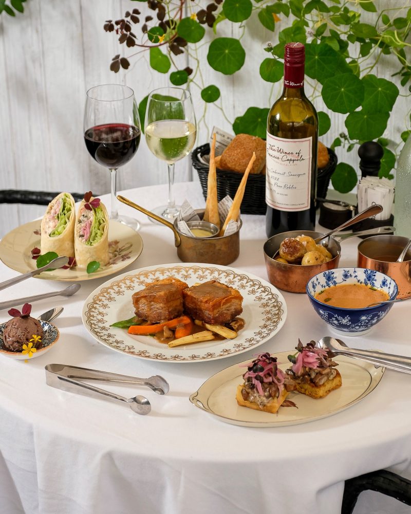 6-retters frokost på Restaurant Arken med udsigt over Køge Bugt