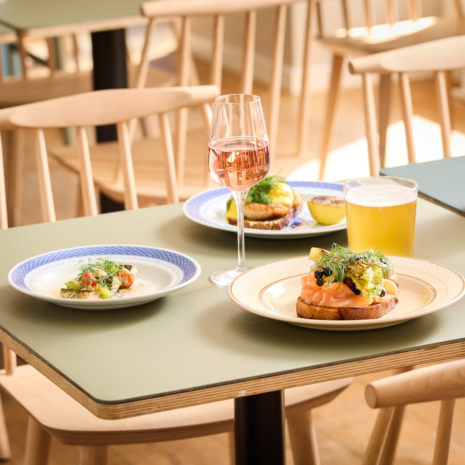 2 valgfrie stykker nordisk smørrebrød hos Bruce