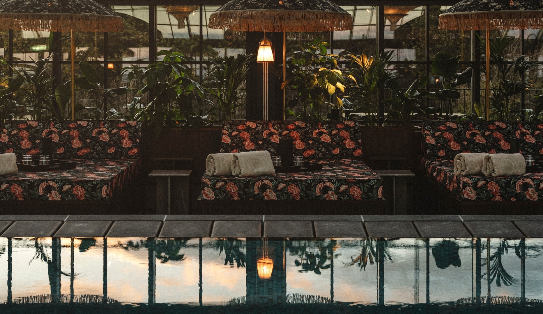 Forkæl dig selv med Pool Club & Lunch på Rox Resort!