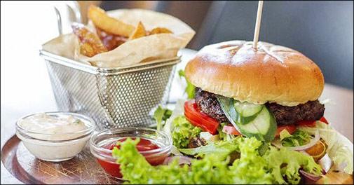 Bestseller: Burger & kartoffelbåde 