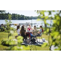 Ophold med morgenbuffet og kager hos Toftastrand hotell & Villa Viks matsalar