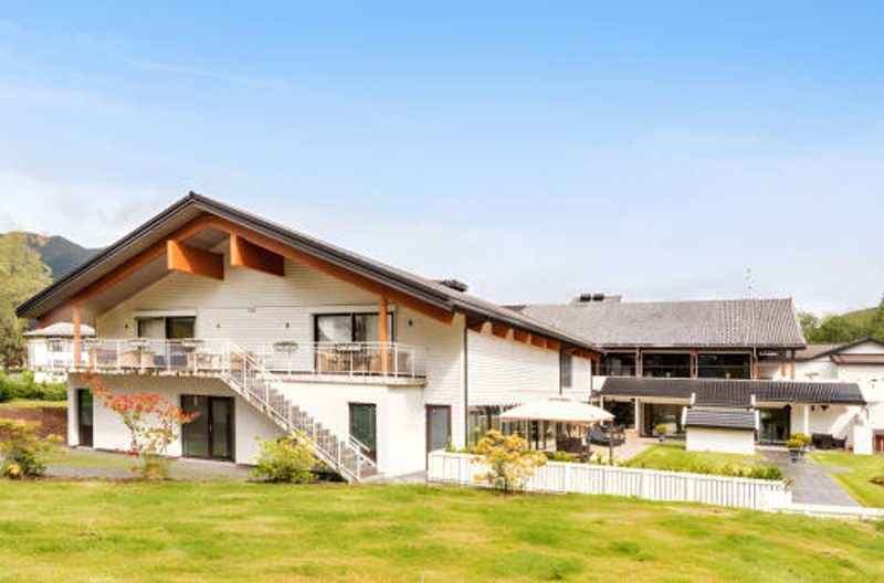 Nordfjord Hotell: 2 overnatninger med wellness og gourmet i skønne omgivelser