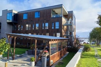 Ophold med morgenmad og velkomstdrink på Hotell Frøya