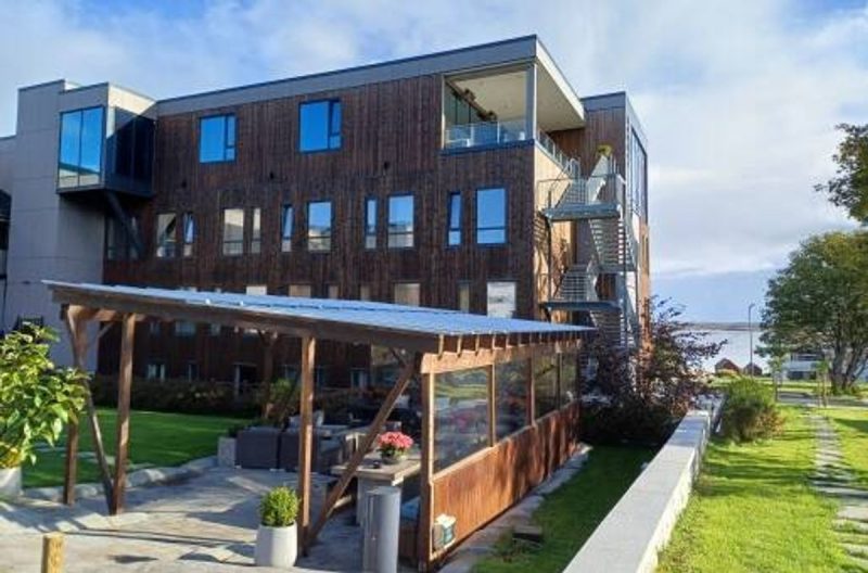 Ophold med morgenmad og velkomstdrink på Hotell Frøya