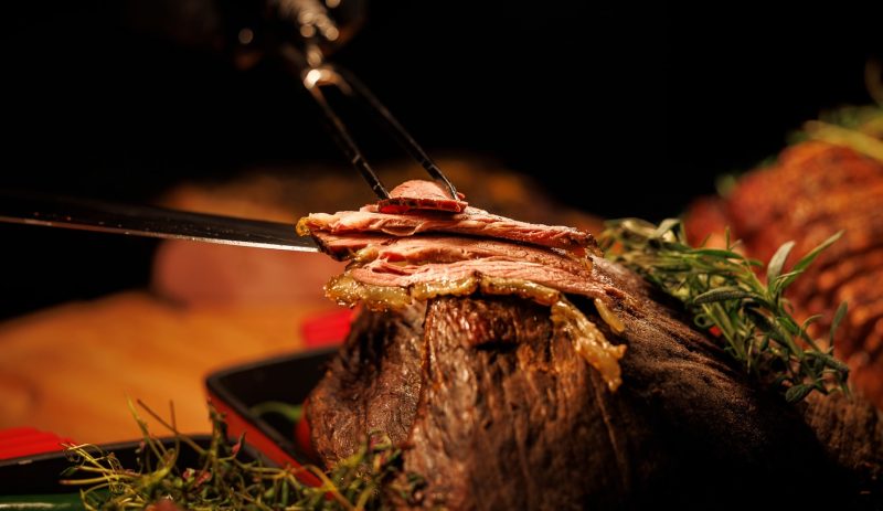 Big Time Grillbuffet hos Maximum - en aften med mad og sjov!