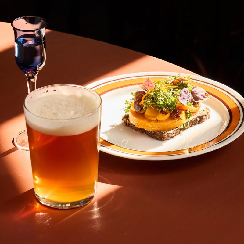 2 valgfrie smørrebrød hos Restaurant Odette i Indre By