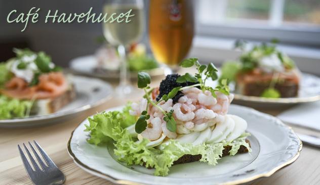 Frokost i idylliske omgivelser