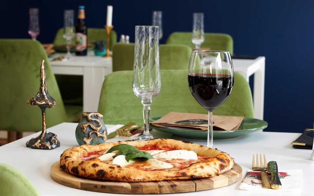 Gourmetpizza og dessert