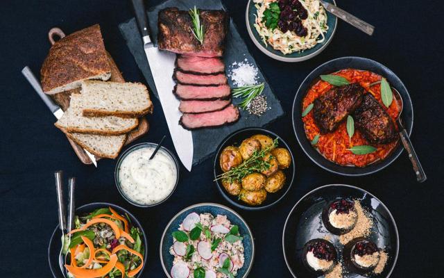 Premium cateringmenu med 8 retter fra DiningSix