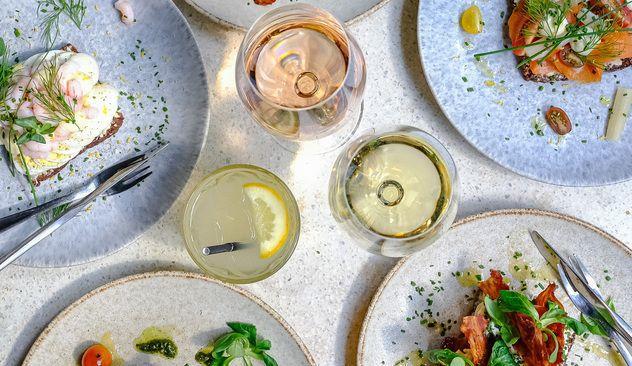 Halv pris på 2 valgfri stykker smørrebrød
