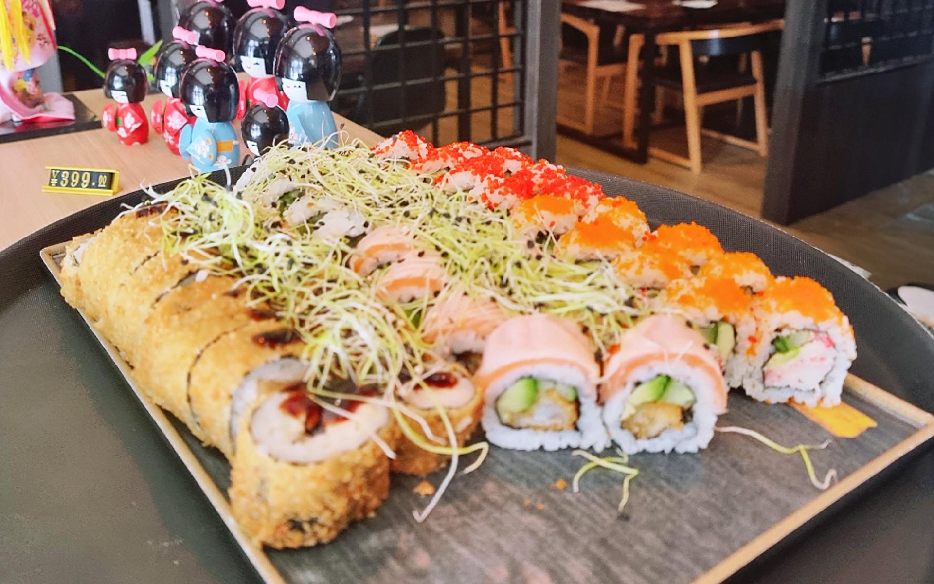 Ud-af-huset: 48 stykker sushi
