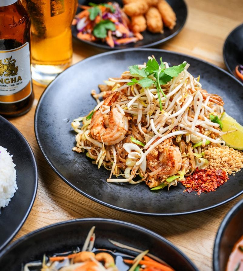 Topanmeldt thailandsk - frit valg
