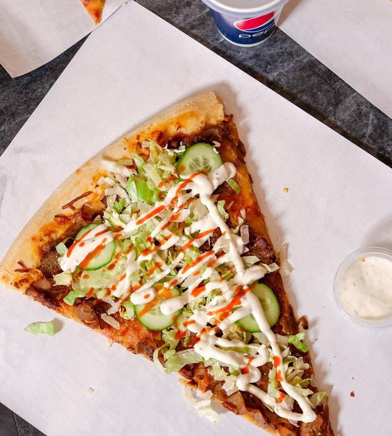 2 pizzastykker