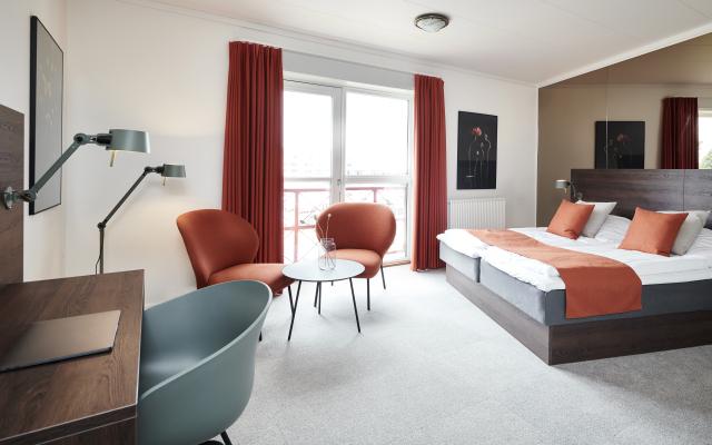 Ophold på hotel med 2-retters og vin