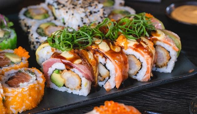 34 stykker sushi - nok til 2 personer