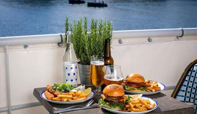 Bestseller: Fish'n'chips eller burger m. fritter og dip