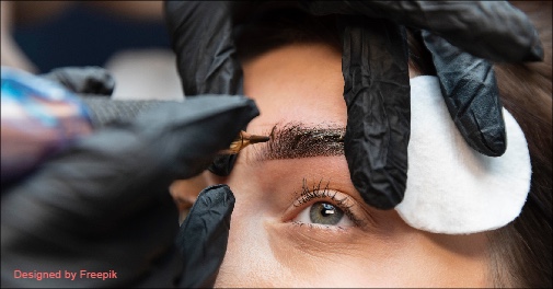 Få formede, fyldige og velplejede bryn med Brow Lamination hos Sweetbrows Klinik (2)