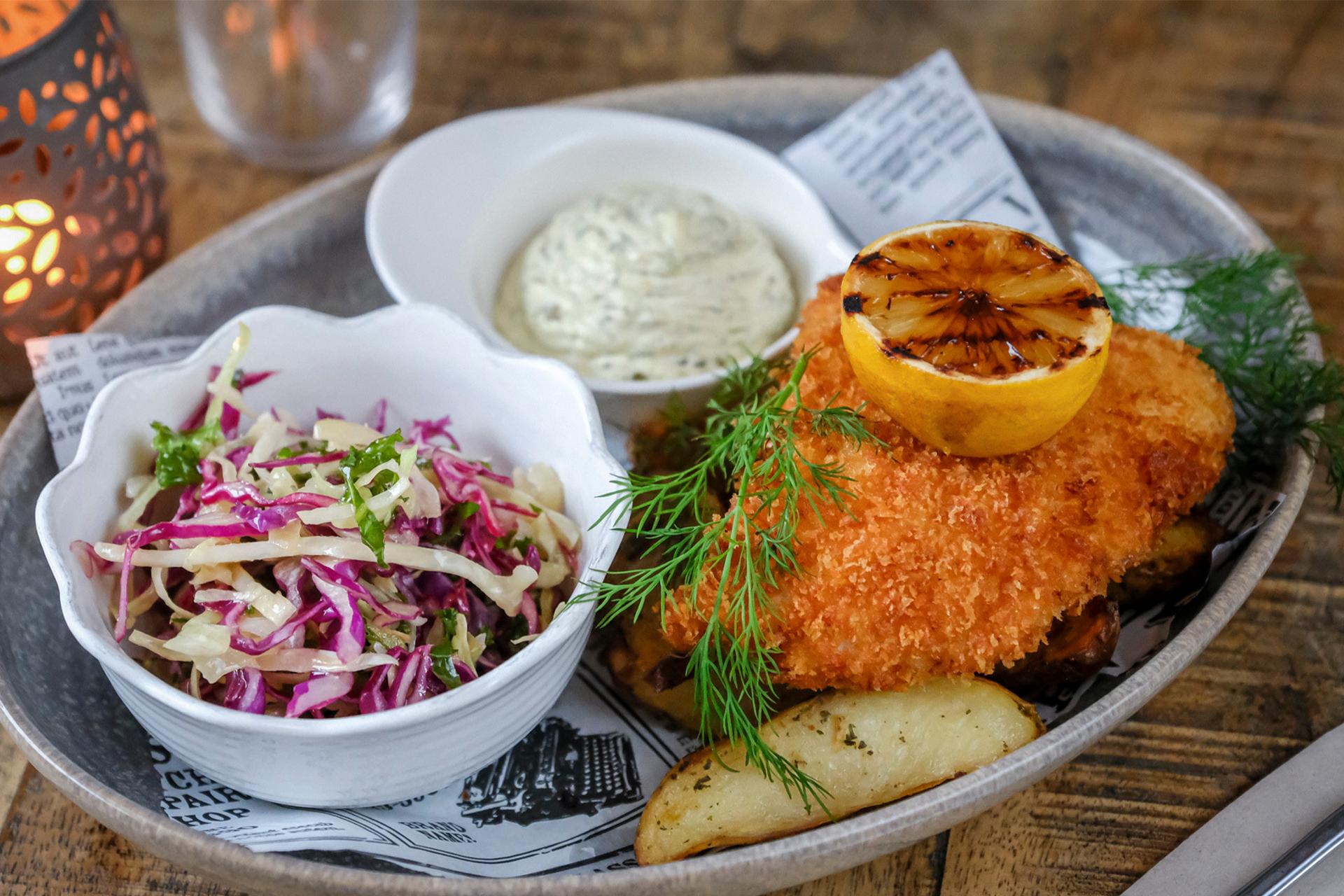 Frit valg på café på havnekajen