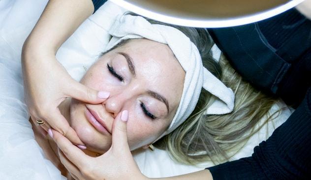 






Silkeblød hud med Brazilian Wax
